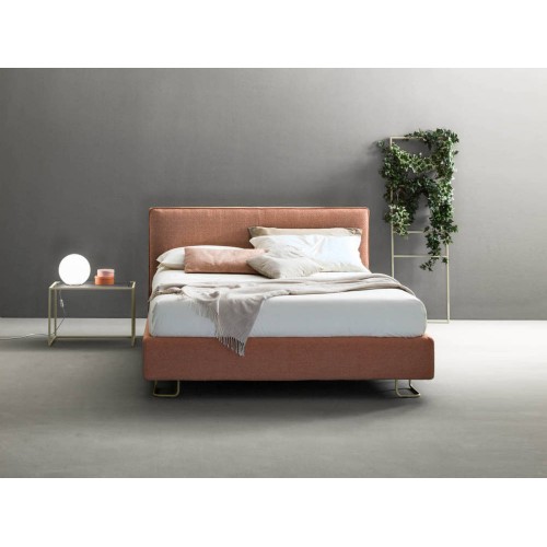 Home Italy Piping ágy