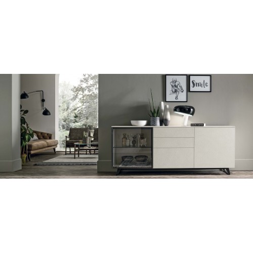 TMS. Metropolis komód