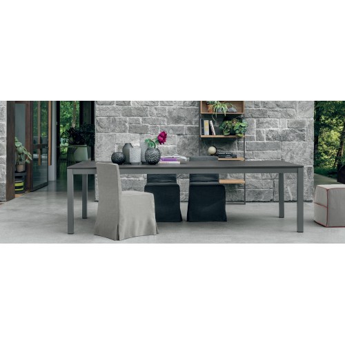 TMS. Infinity asztal