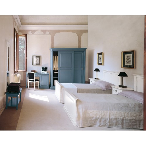 Ton. Cleopatra gardróbszekrény Ton. Cleopatra gardróbszekrény