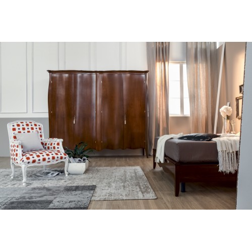 Ton. Miso gardróbszekrény