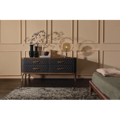 Ton. Tiffany hálószoba komód