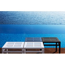 VAR. VIC. lerakóasztal