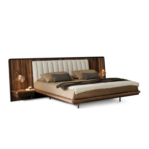 Bond Nelson egyedi fa ágy 