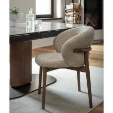 Calligaris OLEANDRO szék fa vázas teli hátfal